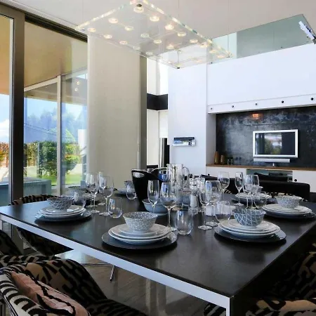 Casa Orazio Nyaraló *